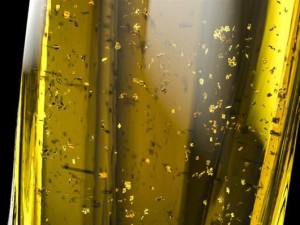 Ελαιόλαδο... 24 καρατίων! Το πιο ακριβό λάδι του κόσμου περιέχει φύλλα χρυσού