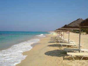 Εφημερίδα Guardian: Ελληνική η καλύτερη παραλία για οικογένειες στην Ευρώπη