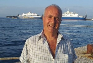 82χρονος Κερκυραίος πέρασε στο Φυσικό του ΑΠΘ:«Δεν πίστευαν ότι θα τα καταφέρω»