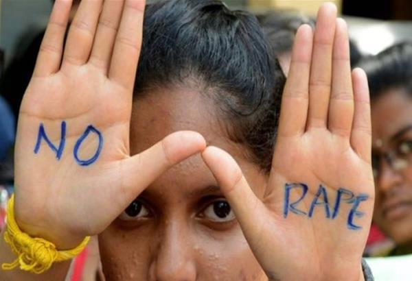 Ινδία: Έγκυος στον όγδοο μήνα βιάστηκε από τέσσερις άντρες...