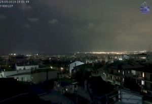 Σκηνές από την χθεσινή (19.9) καταιγίδα στη Θεσσαλονίκη. Βίντεο
