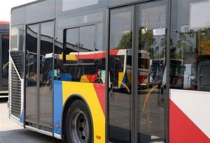 Θεσσαλονίκη: Οδηγός λεωφορείου του ΟΑΣΘ βρίζει χυδαία επιβάτη (βίντεο)