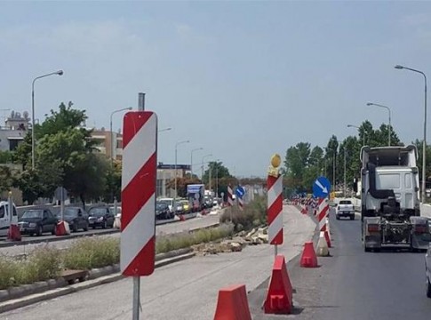 Θεσσαλονίκη: Eργασίες κοπής βλάστησης και διαγραμμίσεις στην οδό Λαγκαδά