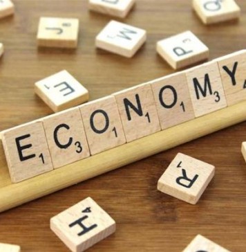 ΕΛΣΤΑΤ: Ύφεση 15,2% του ΑΕΠ στο δεύτερο τρίμηνο του 2020 λόγω κορωνοϊού 