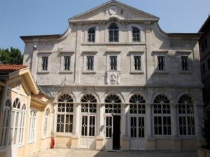 Εκκλησία των Σκοπίων: Εγκαταλείπει το «Μακεδονία» και ζητά να επιστρέψει στο Οικουμενικό Πατριαρχείο