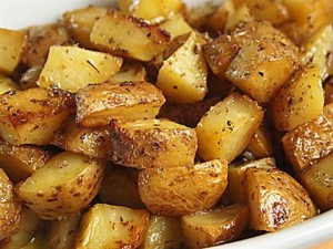 Πολύ γευστικές πατάτες, βρασμένες στο φούρνο