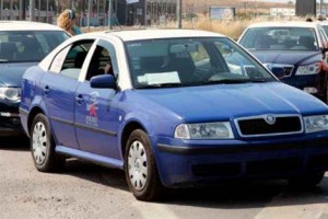 Θεσσαλονίκη: Λήστεψαν και χτύπησαν δύο οδηγούς ταξί