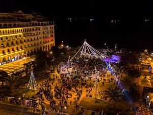 Η Θεσσαλονίκη «Αποχαιρετώντας το 2016» (Θεσσαλονίκη Χριστούγεννα 2016)