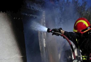 Θεσσαλονίκη: Πυργαγιά προκάλεσε υλικές ζημιές σε διατηρητέο στο Φάληρο 
