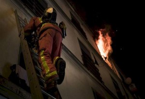 Παρίσι:Μια 20χρονη και δύο κοριτσάκια έχασαν τη ζωή τους από πυρκαγιά