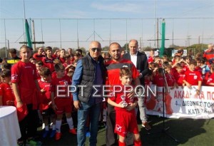 Έφυγε 57 ετών ο παλαίμαχος ποδοσφαιριστής του Πανσερραϊκού Τάσος Σαββίδης