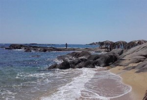 Συκιά-Χαλκιδική: Λουόμενος καταγγέλει επιθετική συμπεριφορα σε γνωστό beach bar 