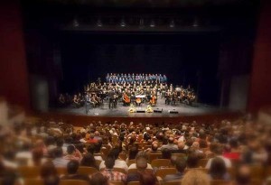 Πρεμιέρα - Συναυλία της Συμφωνικής Ορχήστρας Νέων Ελλάδος στην Αίθουσα Τελετών του Α.Π.Θ.