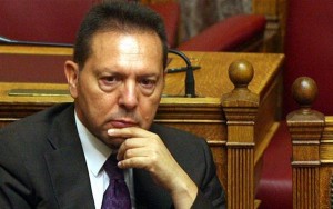 Συνεχίζει τον θεσμικό «πόλεμο» η Κωνσταντοπούλου - καλεί τον Στουρνάρα να απολογηθεί στη βουλή 