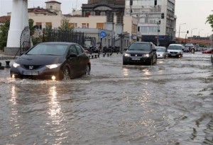 Ελλάδα (video): τα ρεκόρ θερμοκρασίας, ταχύτητας ανέμου το 2018 -  Ρεκόρ βροχόπτωσης σε Θεσσαλονίκη και Αθήνα