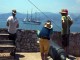 Οι Έλληνες ταξιδεύουν λιγότερο στο εσωτερικό αλλά αυξάνουν τις δαπάνες τους