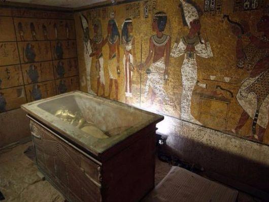 Βρήκαν «εξωγήινης προέλευσης» στιλέτο στον τάφο του Τουταγχαμών
