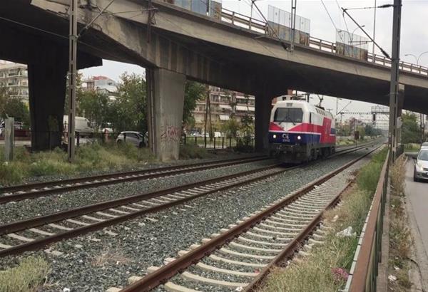 Βρέθηκε σορός άντρα σε ράγες τρένου έξω από τη Θεσσαλονίκη