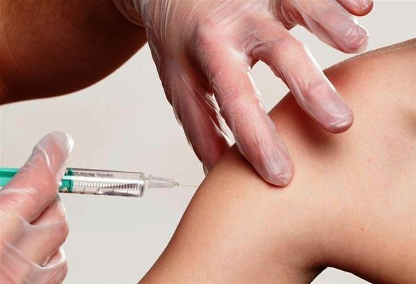 Κορωνοϊός: 12,5 εκατομμύρια εμβόλια προμηθεύεται η Ελλάδα - Ποιοι θα εμβολιαστούν πρώτοι 