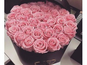 Venus Et Fleur. Oι ανθοδέσμες τριαντάφυλλα σε κουτιά που διατηρούνται πάνω απο ένα χρόνο! 