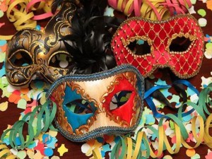 Καρναβάλι στον Σταυρό και παραδοσιακές αποκριάτικες εκδηλώσεις σε όλους τους οικισμούς, συνθέτουν τις φετινές απόκριες στον Δήμο Βόλβης