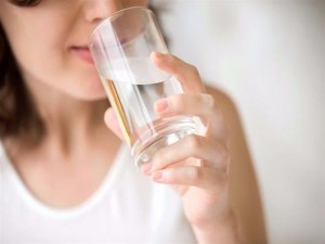 Τι συμβαίνει στο σώμα μας όταν δεν πίνουμε αρκετό νερό