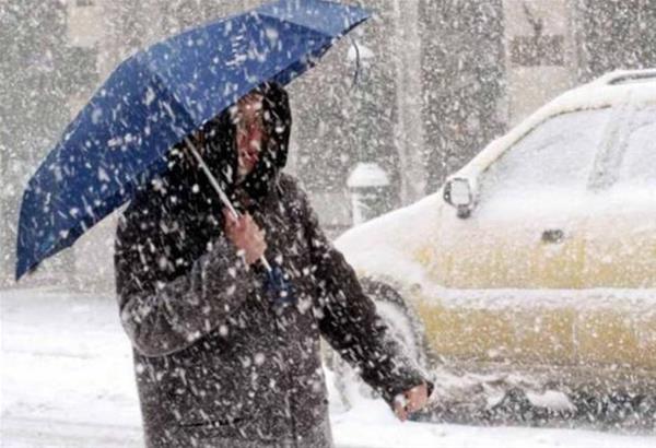 Ξεκίνησε ο χιονιάς - Ποιοι δρόμοι έκλεισαν, που χρειάζονται αλυσίδες σε Ημαθία, Πέλλα, Καστοριά, Φλώρινα, Ροδόπη