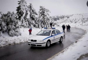 Kλειστοί δρόμοι στη Βόρεια Ελλάδα λόγω καιρικών συνθηκών. Που χρειάζονται αλυσίδες