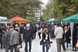Θεσσαλονίκη : Προσαγωγή ατόμων που πουλούσαν προϊόντα «χωρίς μεσάζοντες» στην Τούμπα