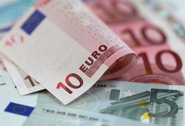 Επίδομα 800 ευρώ: Οι δικαιούχοι και οι ημερομηνίες πληρωμής