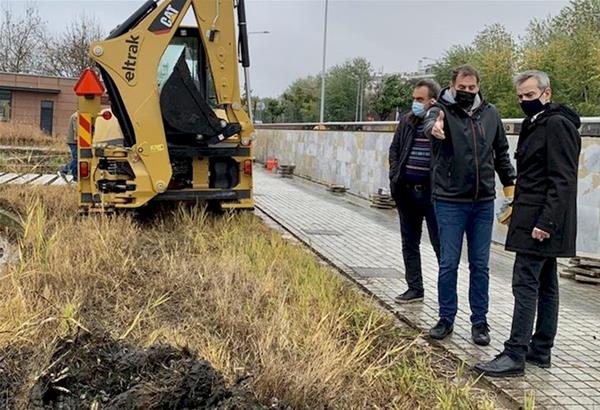 Θεσσαλονίκη: Αυτοψία πραγματοποίησαν Ζέρβας-Δημητριάδης στα έργα αποκατάστασης στις λίμνες στον Κήπο του Νερού