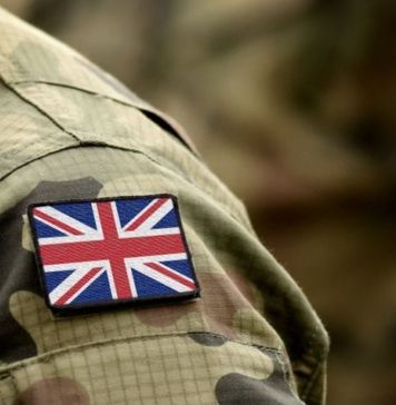 Βρετανική στρατιωτική στολή