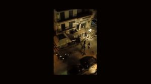Επιθεση οπαδων σε αστυνομικούς στη Νεάπολη Θεσσαλονίκης