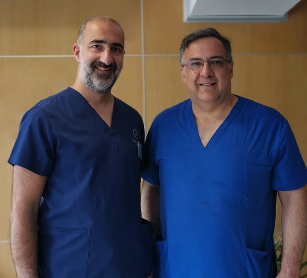 Δρ Ανδρέας Ανδρέου και Dr Fernando Gómez Sancha, Χειρουργοί Ουρολόγοι