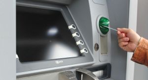 Μηχανημα ATM