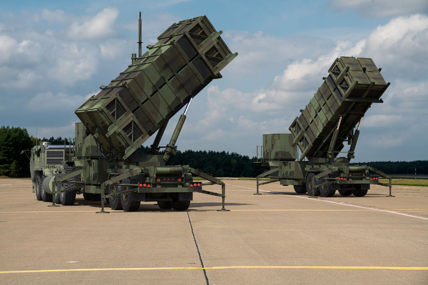 MIM-104 Patriot - American surface-to-air missile system developed by Raytheon to protect strategic targets
